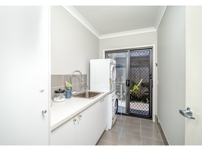 5 Grove Street, Greenbank QLD 4124