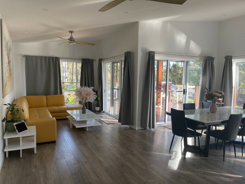 17 Devon Close, Pallara QLD 4110