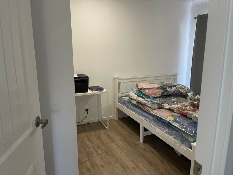 17 Devon Close, Pallara QLD 4110