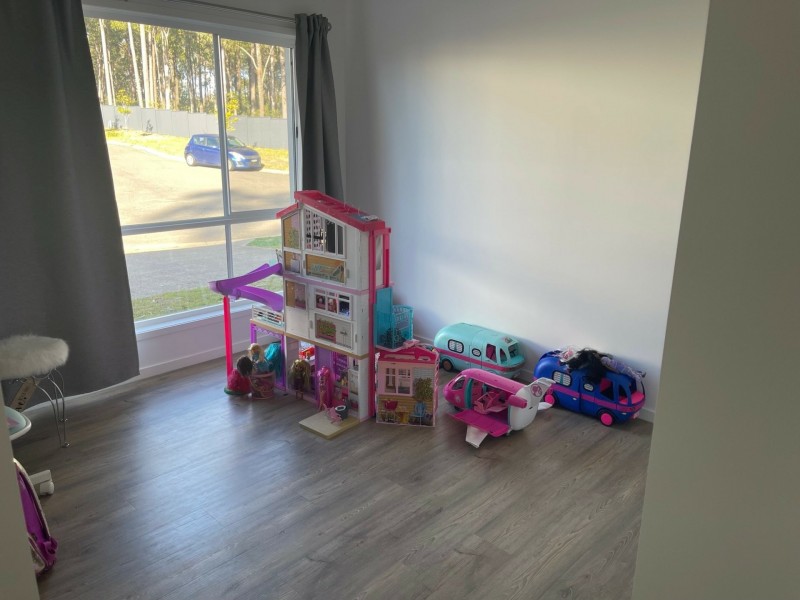 17 Devon Close, Pallara QLD 4110