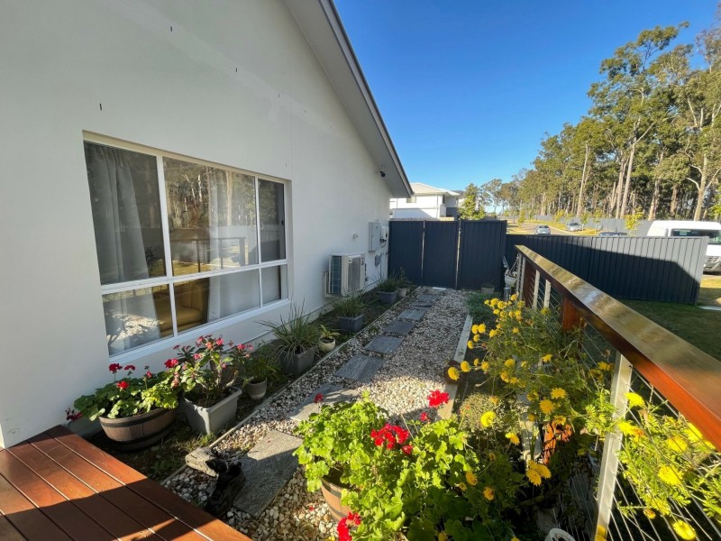 17 Devon Close, Pallara QLD 4110