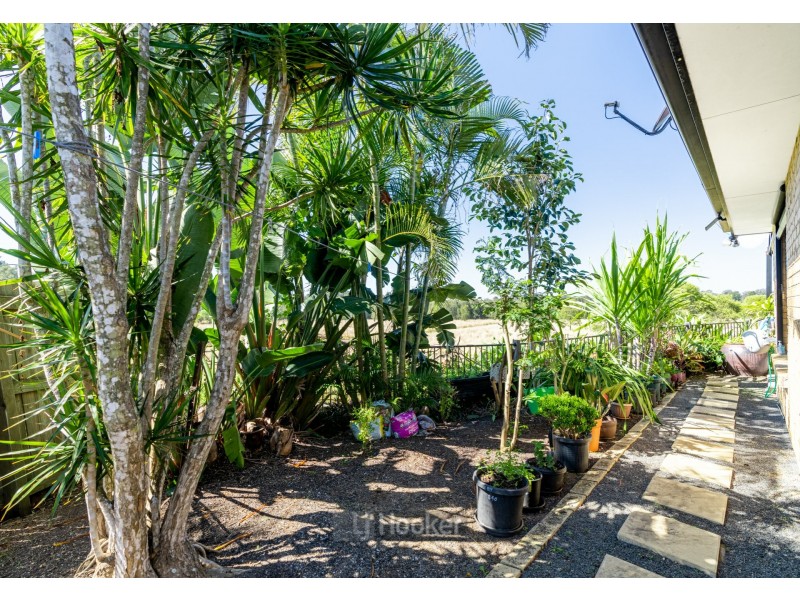 34 Lake Somerset Court, Logan Reserve QLD 4133