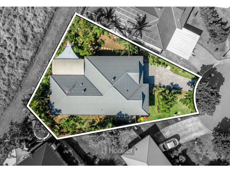 34 Lake Somerset Court, Logan Reserve QLD 4133
