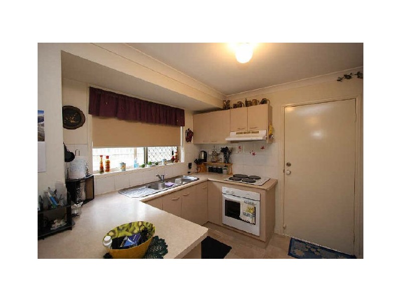 7 Sandheath Court, Regents Park QLD 4118