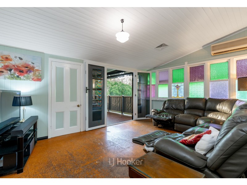 8 Woodend Road, Sadliers Crossing QLD 4305