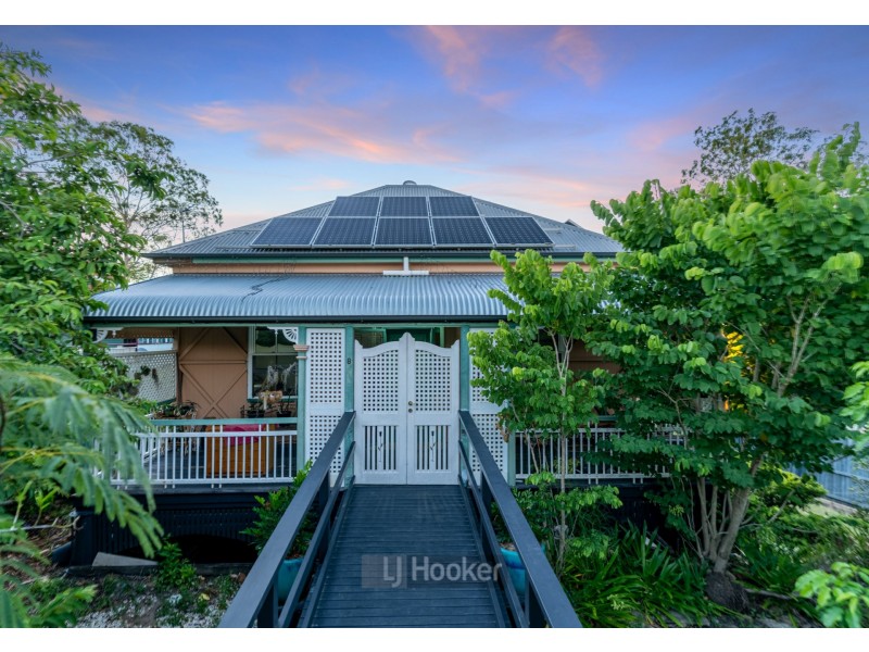 8 Woodend Road, Sadliers Crossing QLD 4305