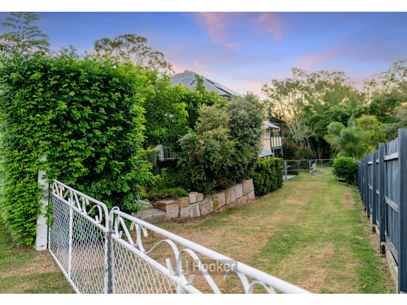 8 Woodend Road, Sadliers Crossing QLD 4305