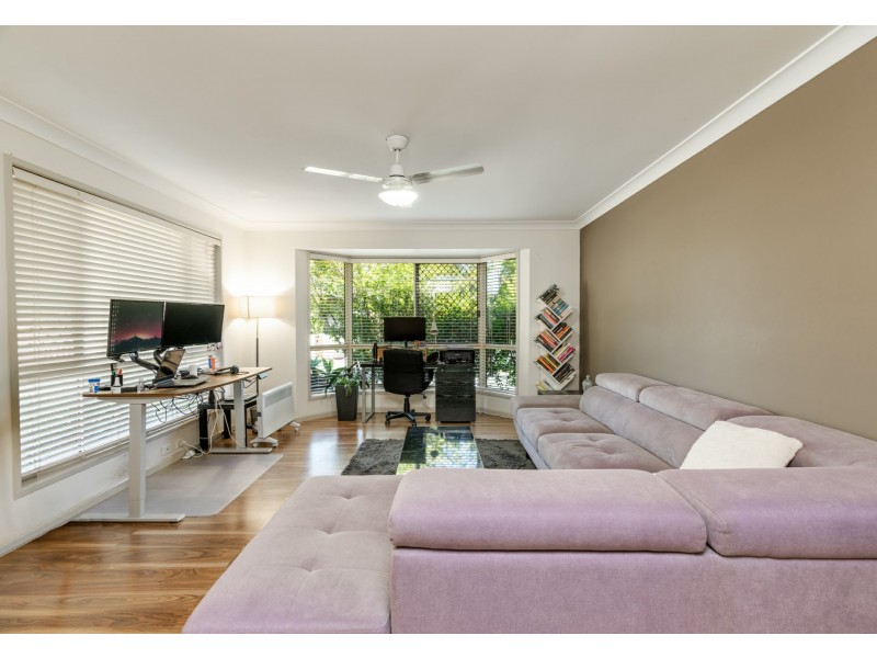 11 Mawson Place, Forest Lake QLD 4078