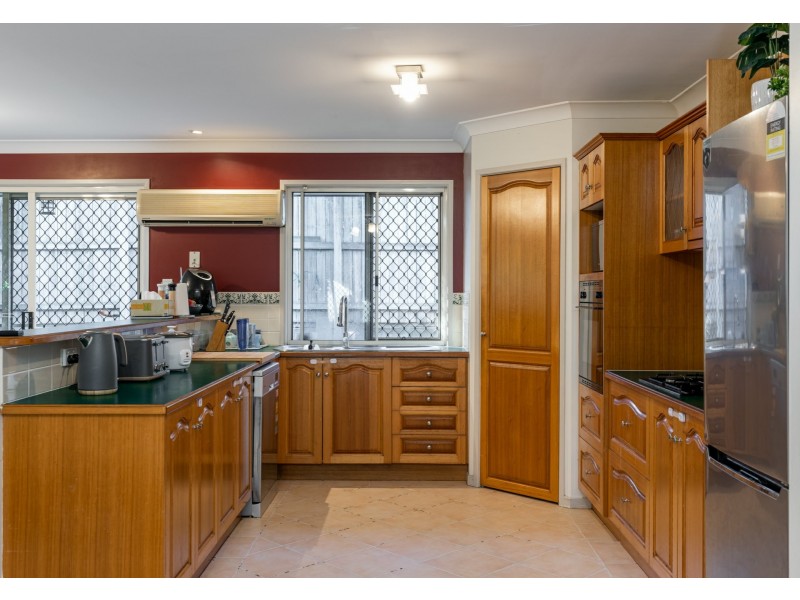 11 Mawson Place, Forest Lake QLD 4078