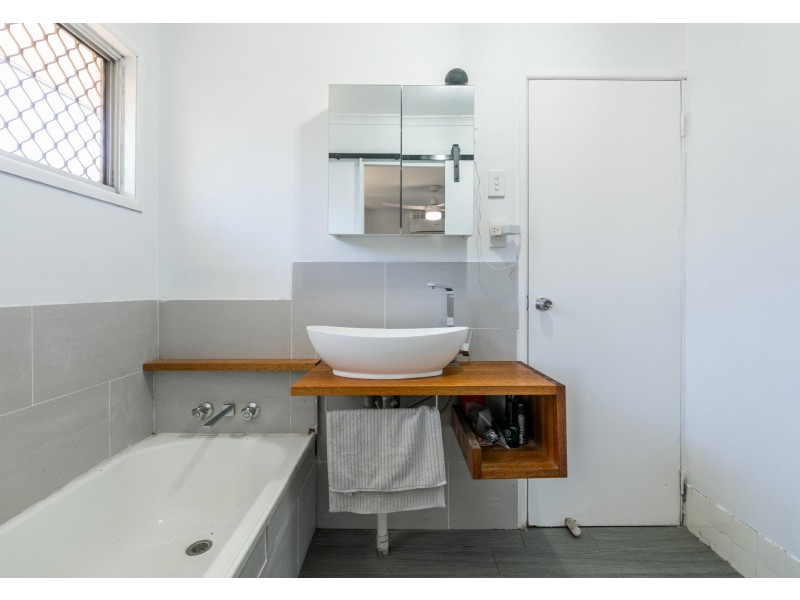 1/25 Straight Drive, Browns Plains QLD 4118