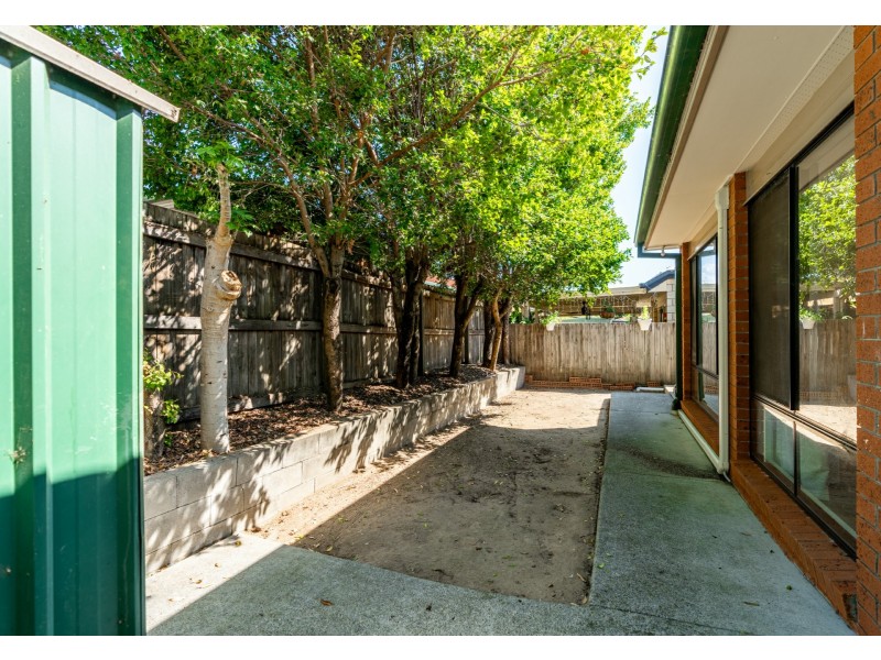 37 Simpson Way, Forest Lake QLD 4078