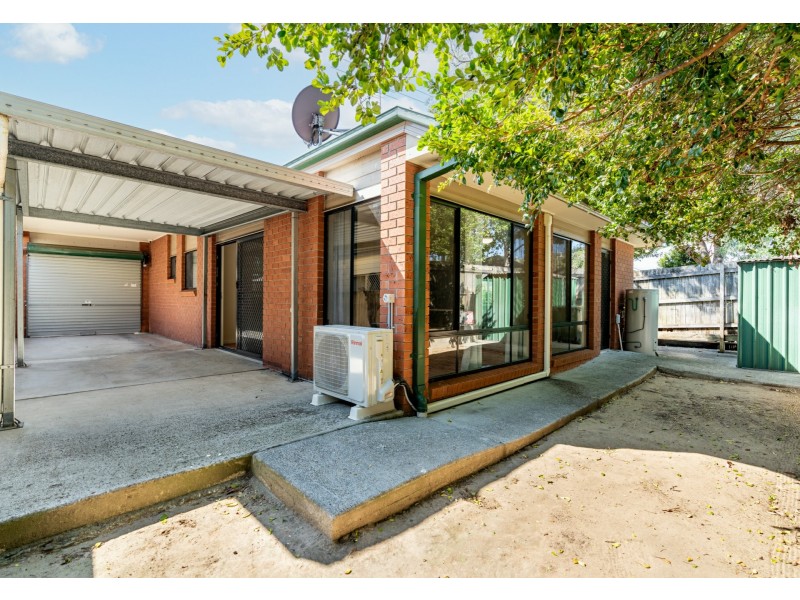 37 Simpson Way, Forest Lake QLD 4078