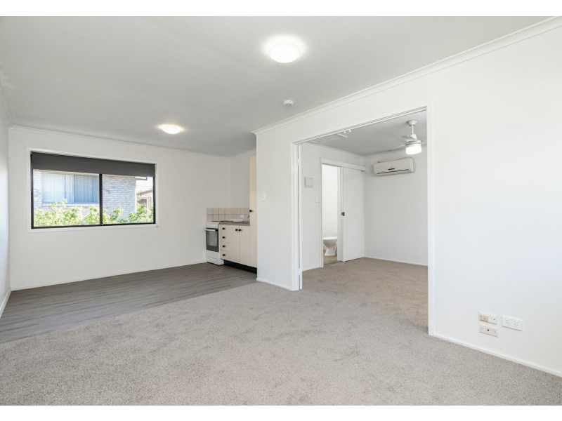 Unit 21/41-43 Defiance Road, Woodridge QLD 4114