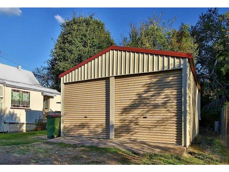 4 Lion Street, Ipswich QLD 4305