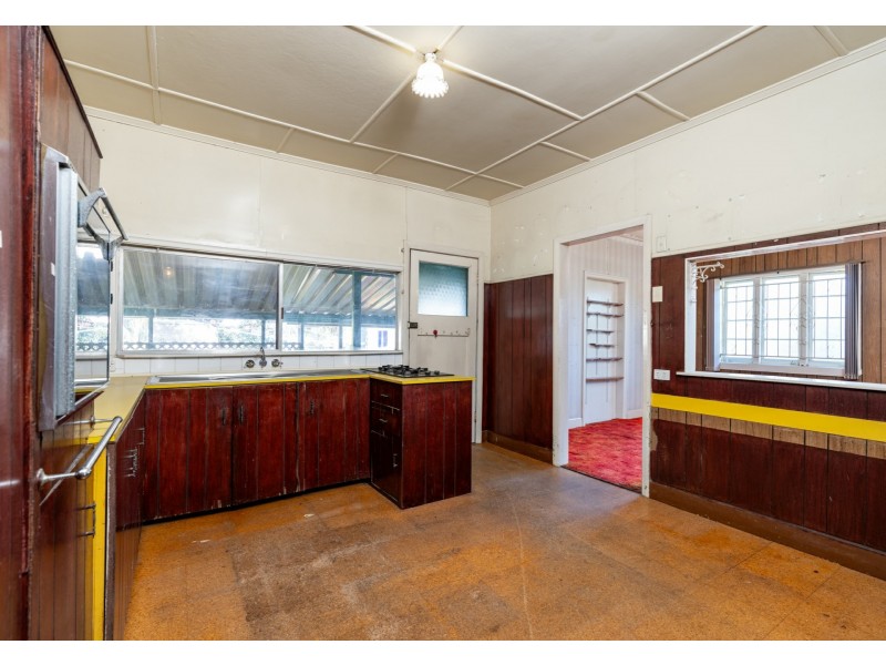 140 Bardon Road, Kingston QLD 4114