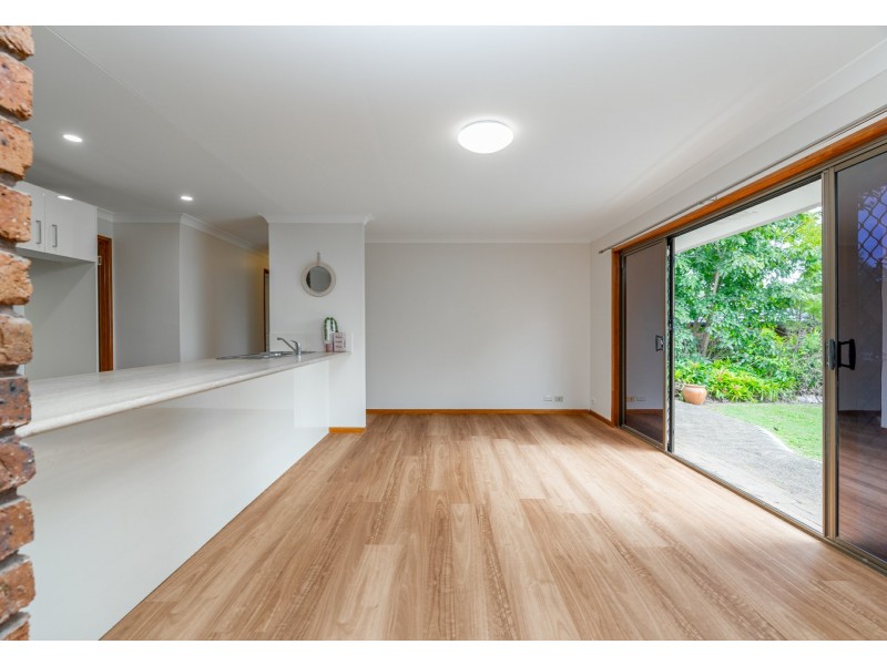 12 Jeffrey Court, Mount Warren Park QLD 4207