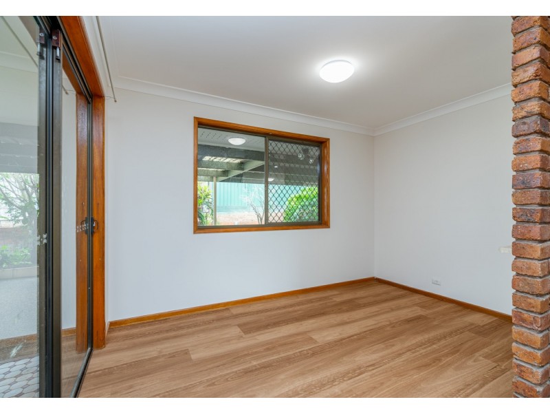 12 Jeffrey Court, Mount Warren Park QLD 4207