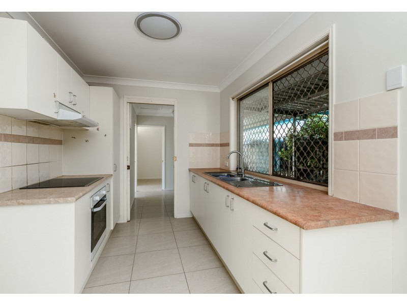 2 Tammar Close, Doolandella QLD 4077