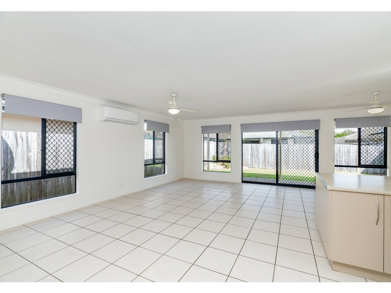 17 Griffen Place, Crestmead QLD 4132