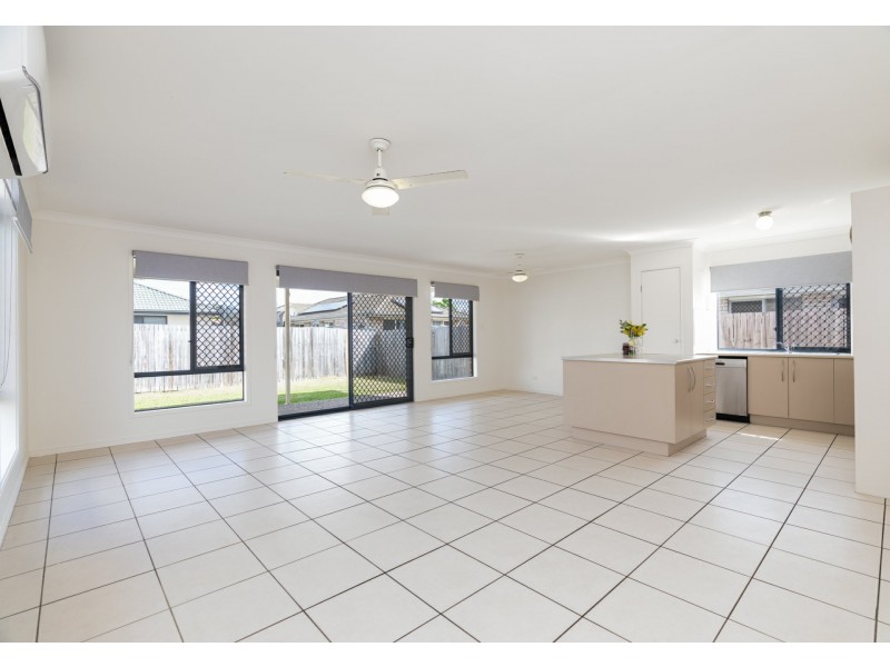 17 Griffen Place, Crestmead QLD 4132