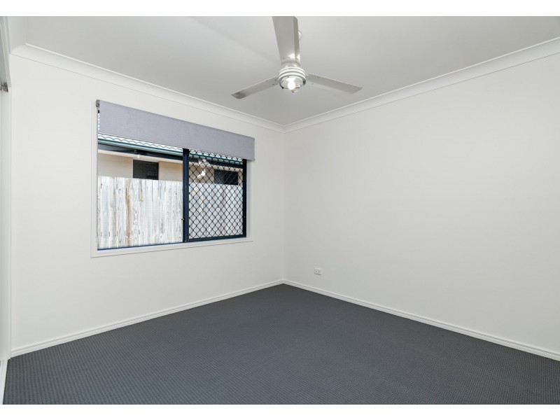 17 Griffen Place, Crestmead QLD 4132