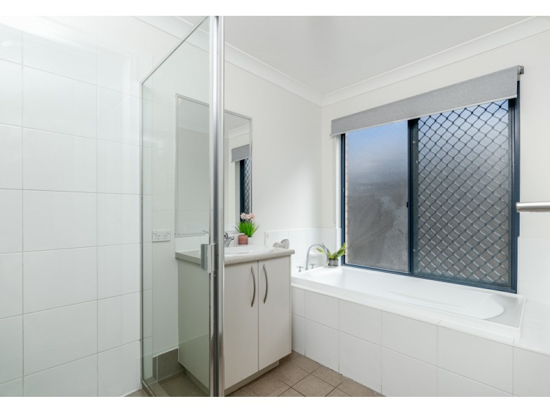 17 Griffen Place, Crestmead QLD 4132