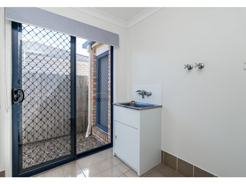 17 Griffen Place, Crestmead QLD 4132