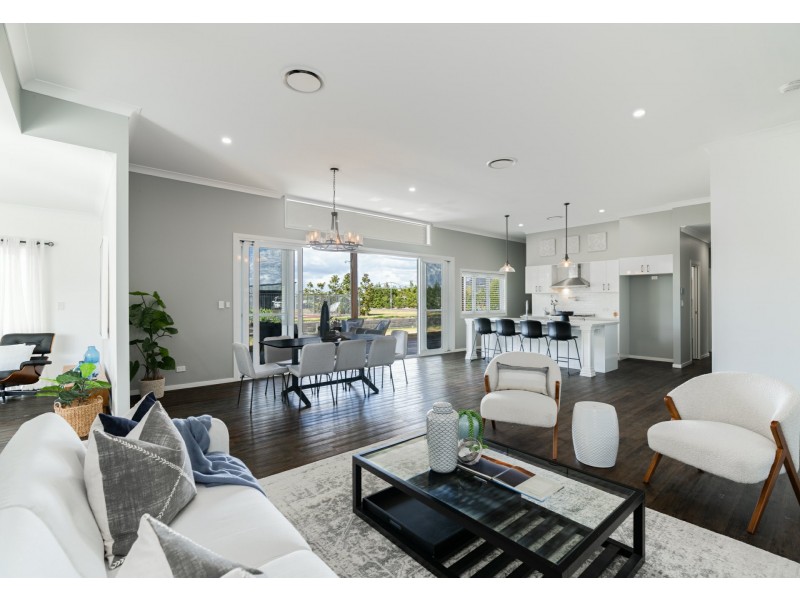 76-78 Jollytail Avenue, New Beith QLD 4124