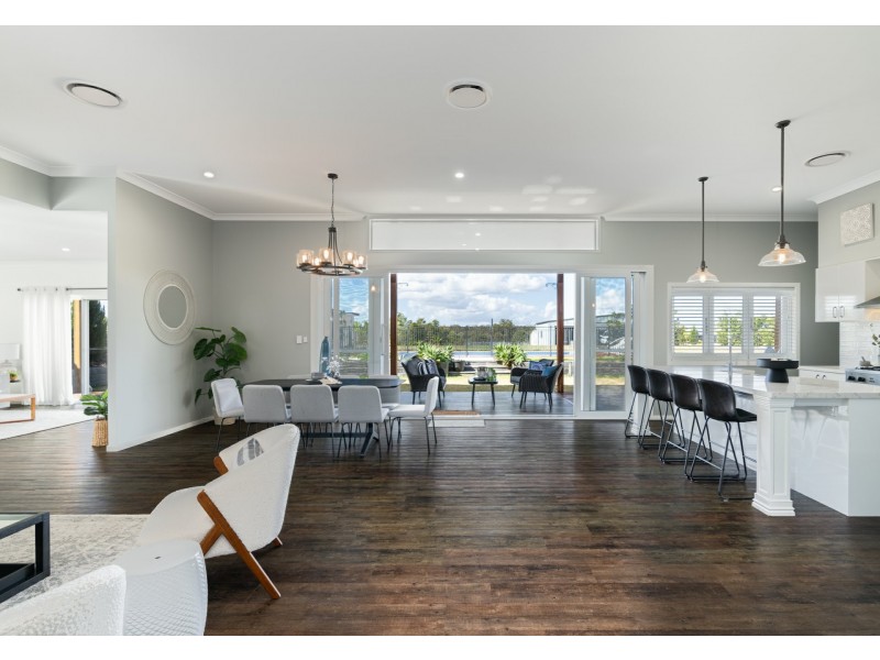 76-78 Jollytail Avenue, New Beith QLD 4124