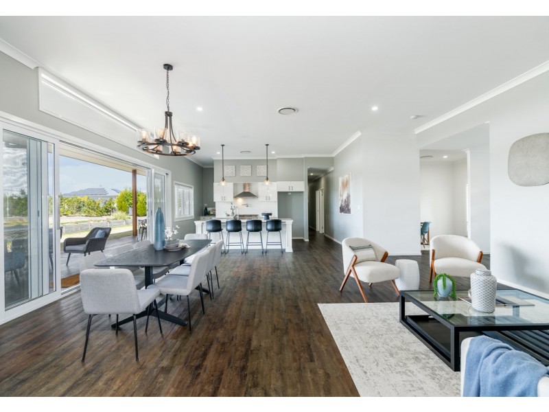 76-78 Jollytail Avenue, New Beith QLD 4124