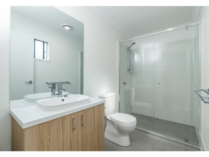41 Huon Place, Hillcrest QLD 4118