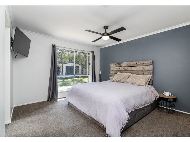 61 Deborah Court, Munruben QLD 4125