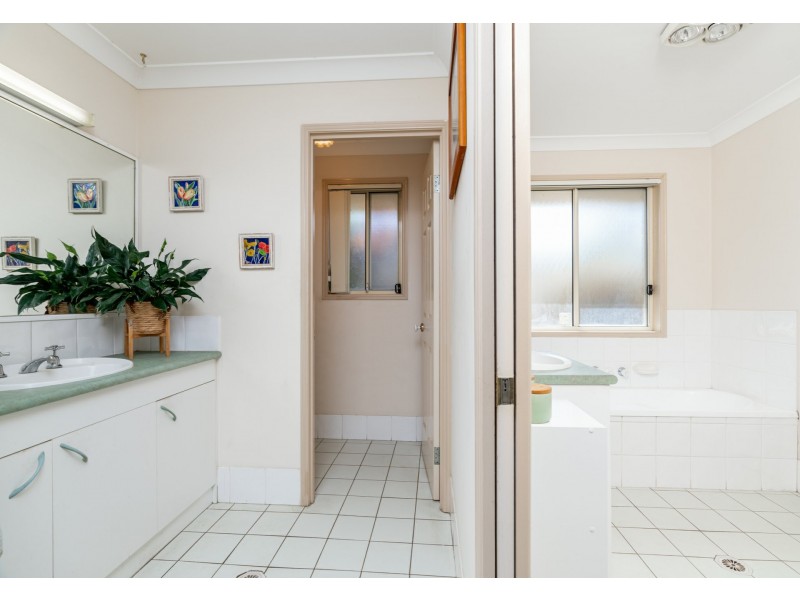 40 Murrumbidgee Street, Hillcrest QLD 4118