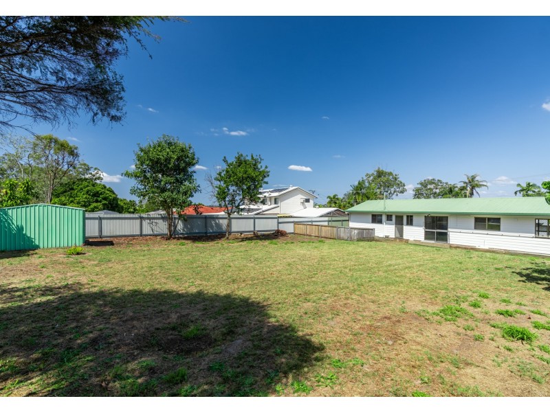 20 St Johns Way, Boronia Heights QLD 4124