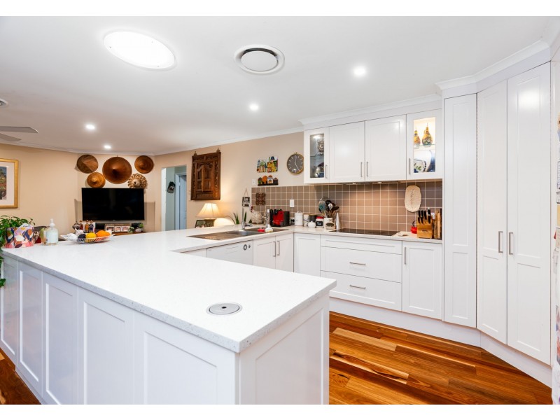 23 Toomba Place, Forest Lake QLD 4078