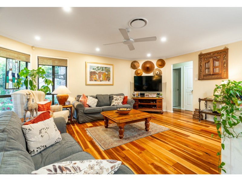 23 Toomba Place, Forest Lake QLD 4078