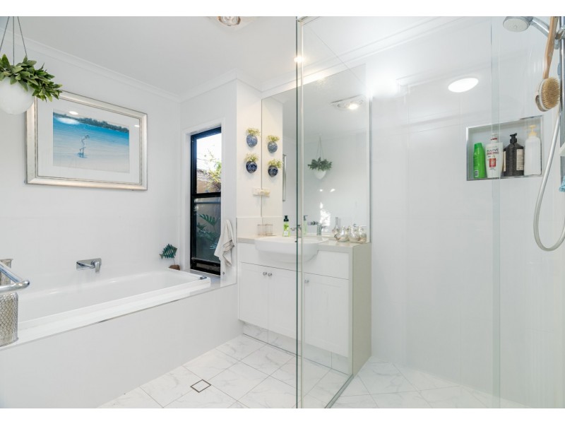 23 Toomba Place, Forest Lake QLD 4078