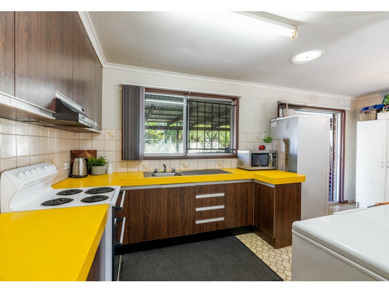 26 Limerick Drive, Crestmead QLD 4132