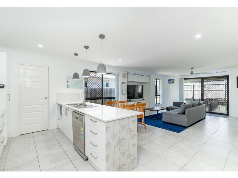 195 Buxton Avenue, Yarrabilba QLD 4207