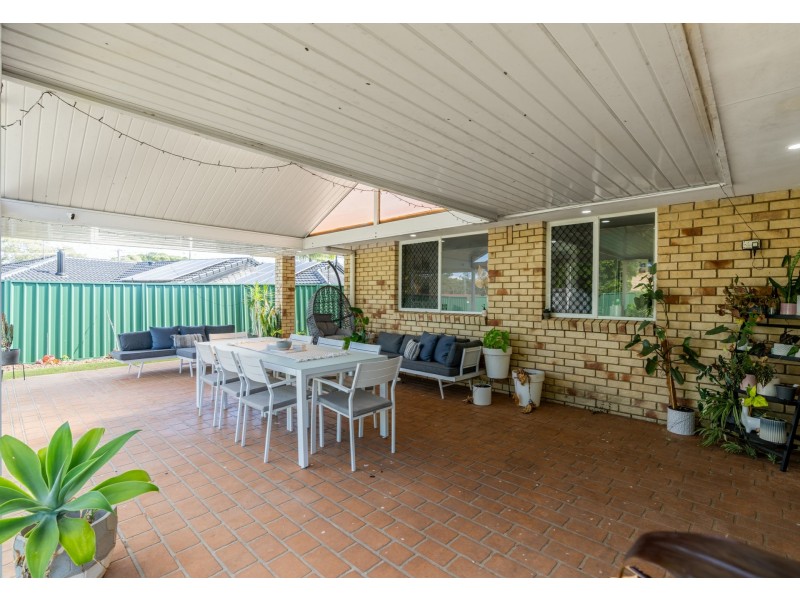5 Indica Crescent, Regents Park QLD 4118