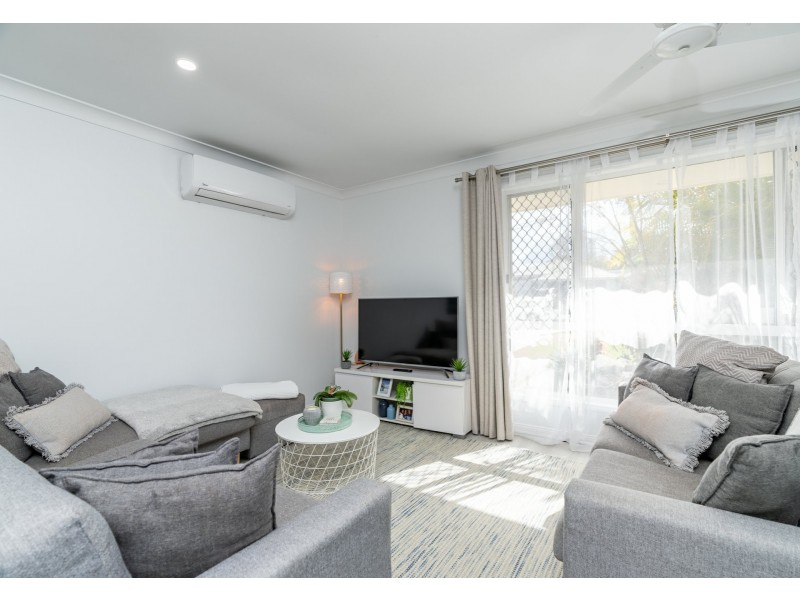 5 Indica Crescent, Regents Park QLD 4118