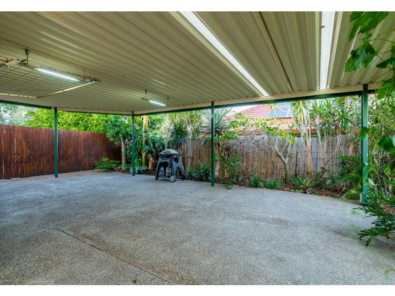 33 Augusta Crescent, Forest Lake QLD 4078