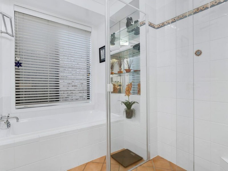129 Mulgrave Crescent, Forest Lake QLD 4078