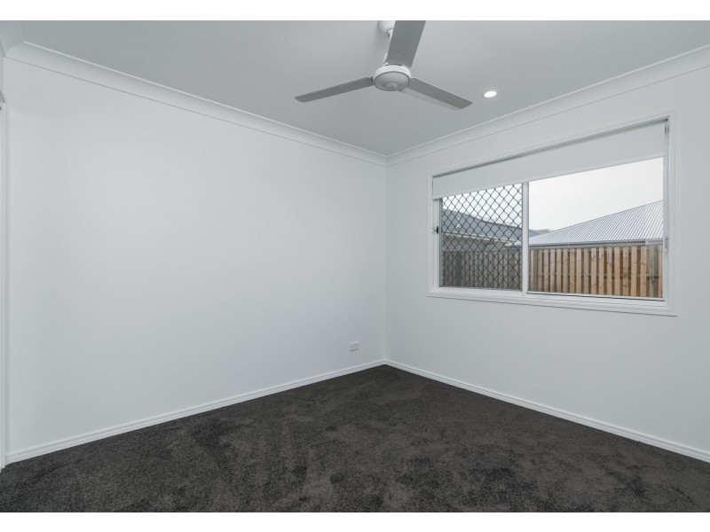 3 Myrtle Road, Greenbank QLD 4124