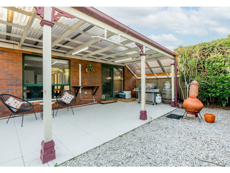 1 Illawarra Close, Forest Lake QLD 4078