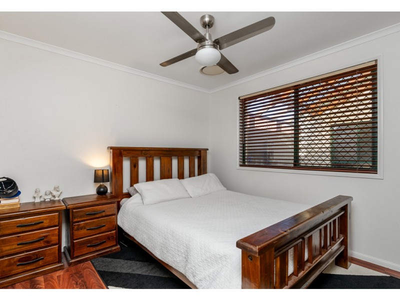 1 Illawarra Close, Forest Lake QLD 4078