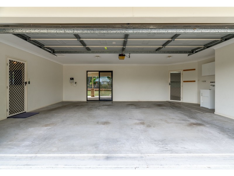 290-292 Equestrian Drive, Greenbank QLD 4124