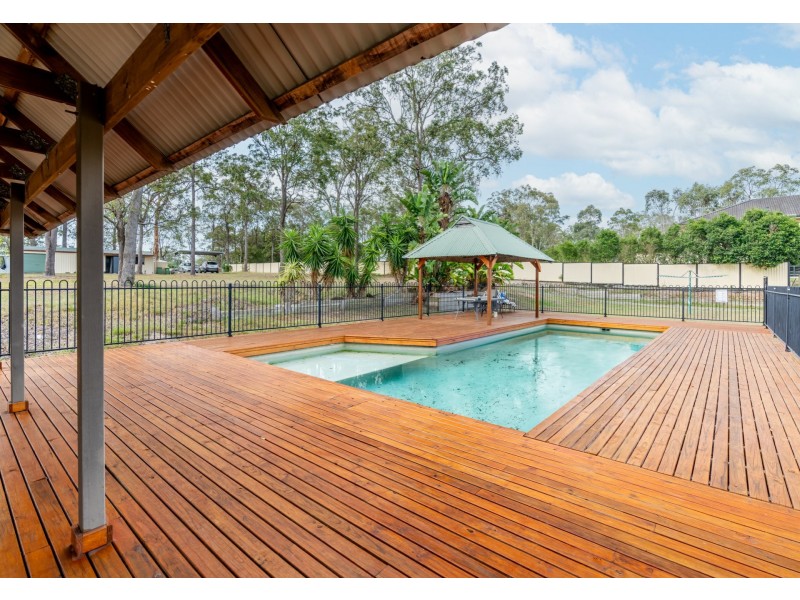 290-292 Equestrian Drive, Greenbank QLD 4124