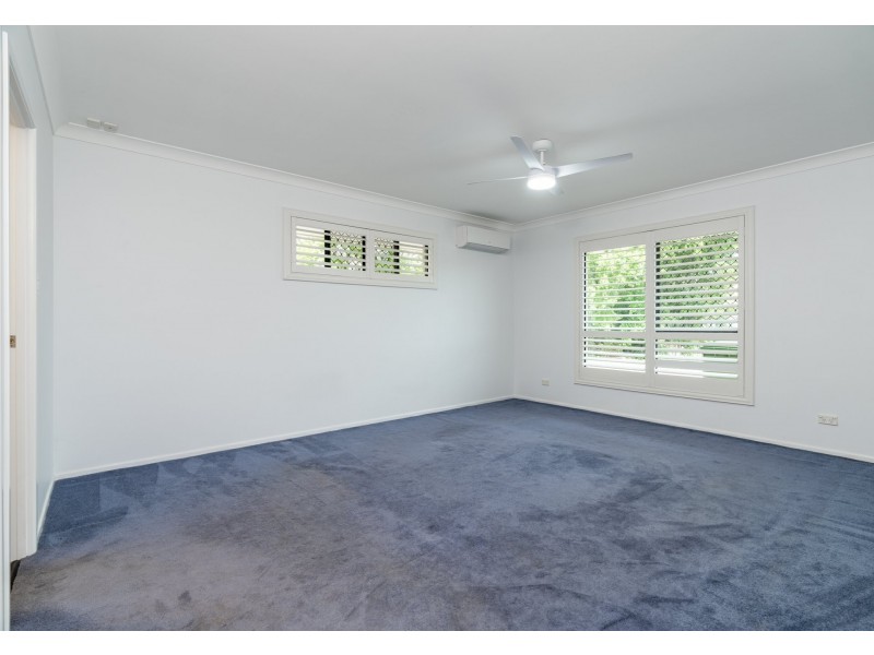 290-292 Equestrian Drive, Greenbank QLD 4124