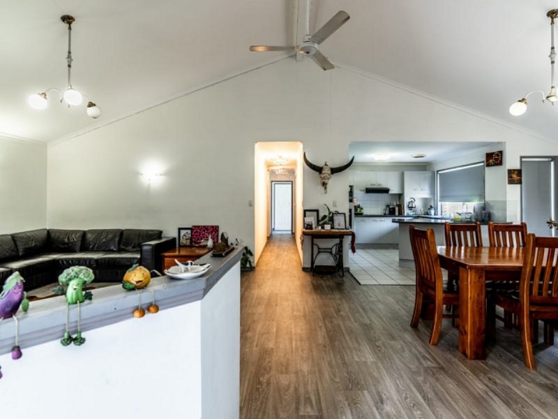 16 Church Street, Laidley QLD 4341